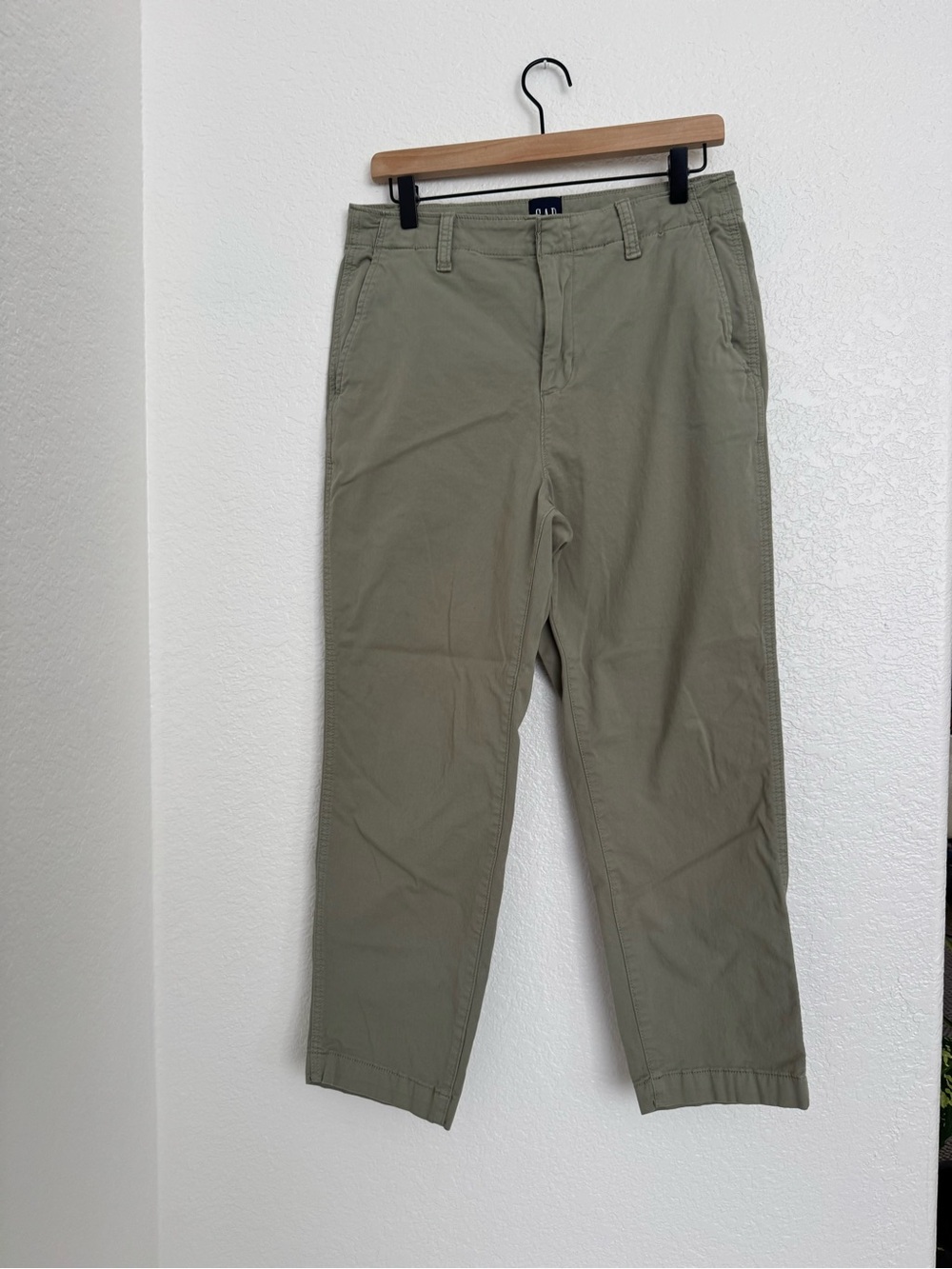 GAP Women’s Light Olive Straight-Leg Chinos